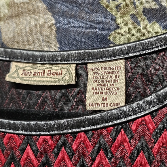 3/$10 Art and Soul | Red & Black 3/4 Sleeve Top w/ Faux Leather Trim size Medium - Picture 3 of 6